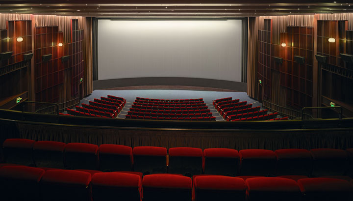 Levántate Descompostura hierba Christie suministra a los primeros cines con proyección láser digital - 709  Media Room